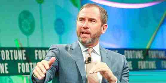 Ripple CEO回应引爆XRP暴涨!与川普会面讨论加密货币政策?